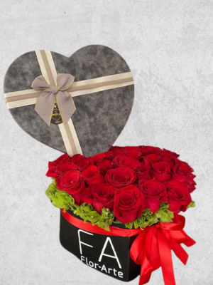 CORAZON AMOR 50 ROSAS